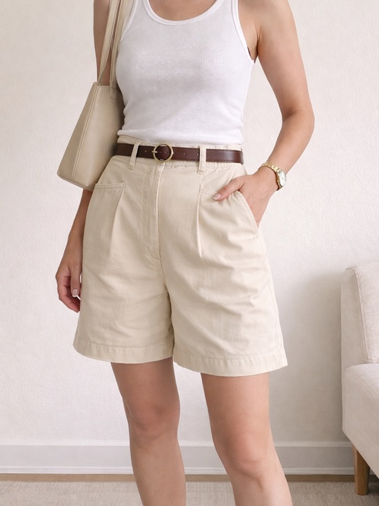 averroe Pants - Averroe High Rise Pleated Shorts Cream Cotton Size 6 Minimalist